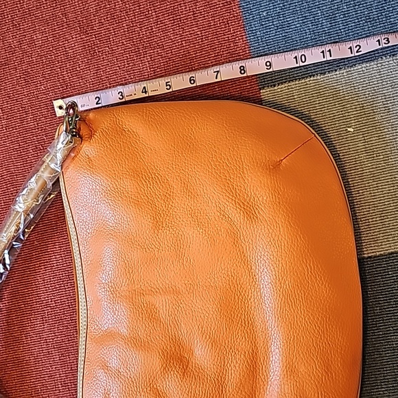 STUNNING MAXX NEW YORK ORANGE LEATHER HOBO SHOULDER BAG - Picture 9 of 12